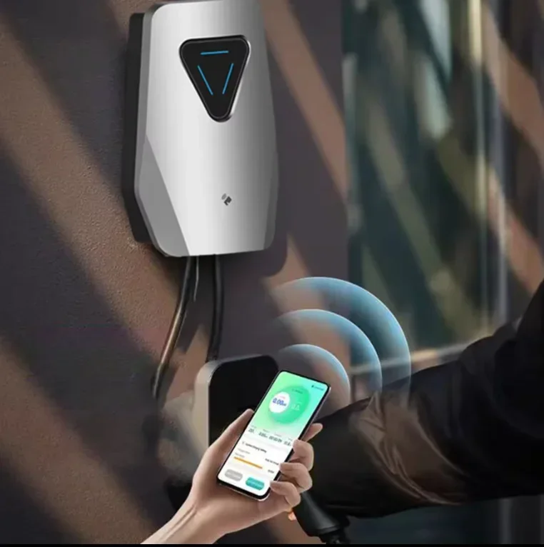 

Новый энергетический электромобиль для дома, 4,3-дюймовый дисплей, настенная зарядная станция переменного тока, док-станция для зарядки свай, зарядная станция