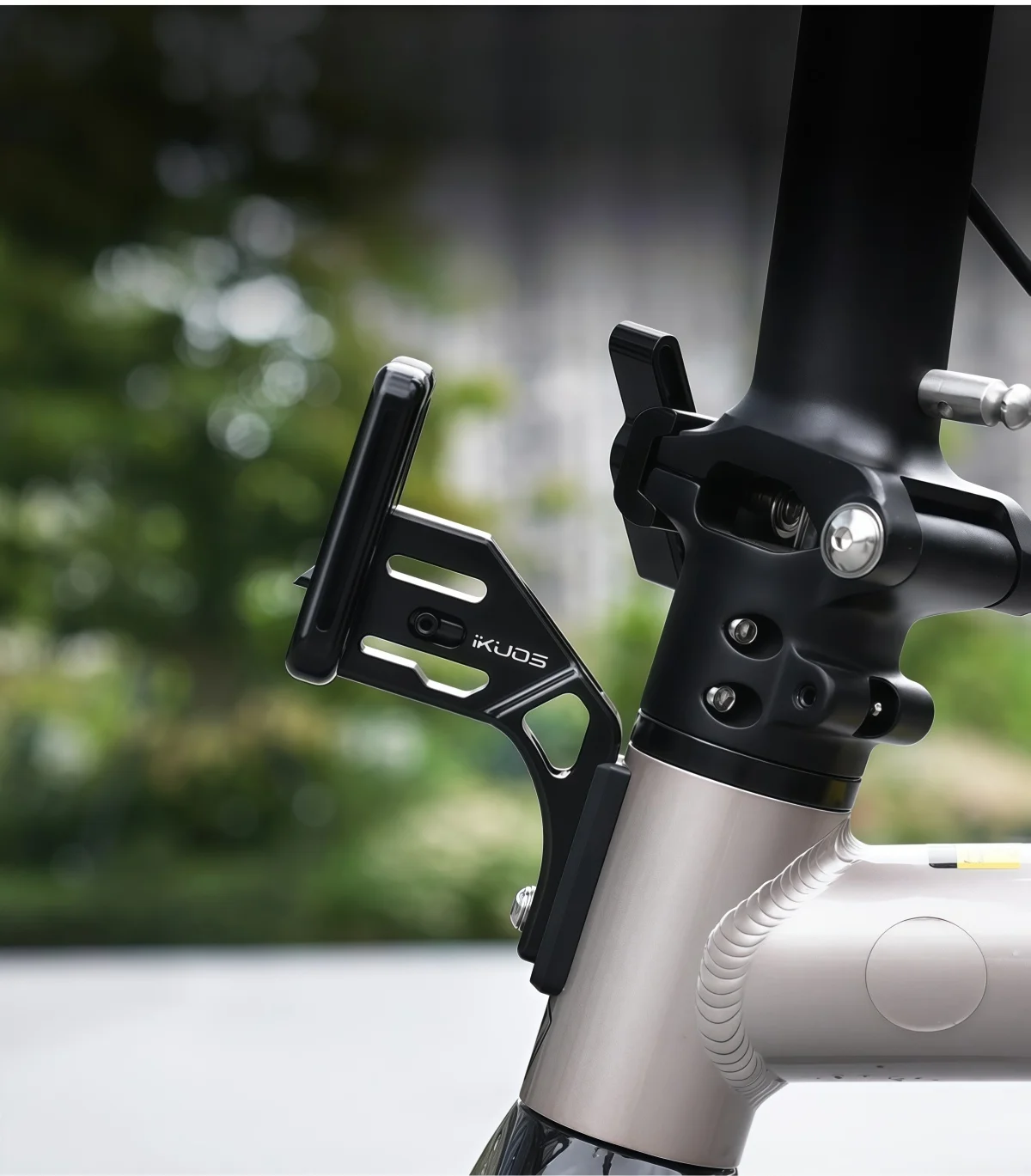 IKUOS PNS03 Erhöhter vorderer Gepäckträgeradapter für Dahon/Brompton/JAVA Neo Falträder – CNC-Aluminium mit integriertem Schnellverschluss – Detail 5