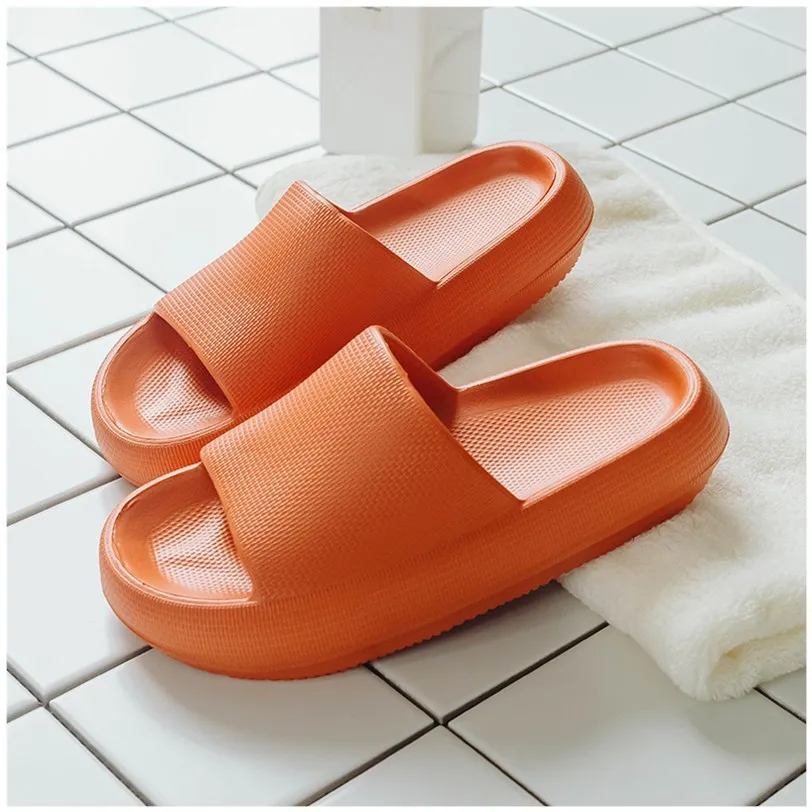 Zapatillas de baño de plataforma gruesa para mujer y hombre, sandalias de Interior de EVA con suela suave, chanclas antideslizantes de verano