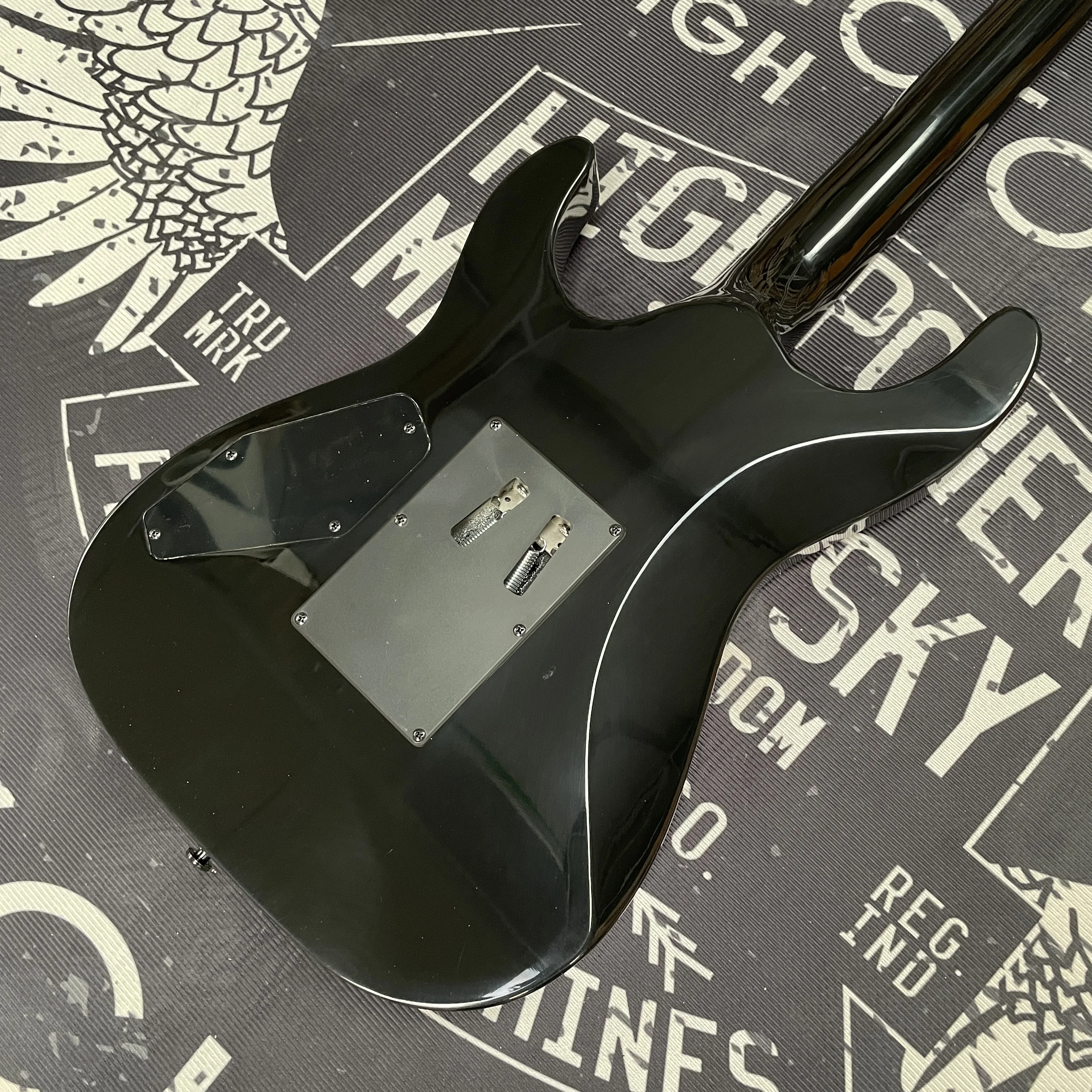 6-string electric guitar vintage movie poster finish and tremolo system guitars—The top choice for collectors' electric guitarra view 6