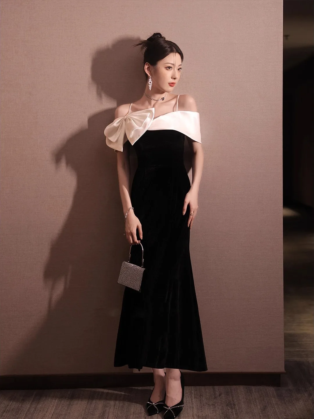 

Вечернее платье Bla-oulder Fi-Tail в стиле Хепберн для женщин, модное, с завышенной талией, без рукавов, для студенток, для экзаменов по вокалу и искусству