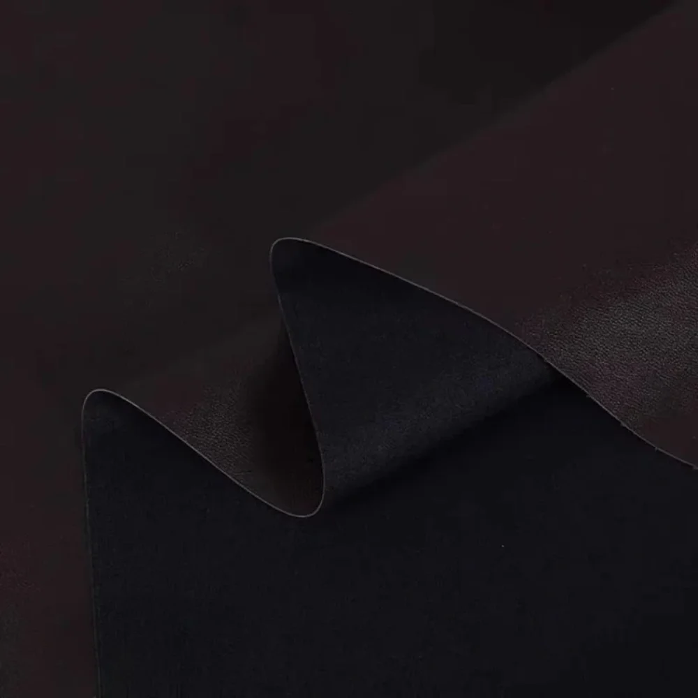نسيج الجلود الاصطناعية بني داكن مادة البولي يوريثان سترة جلدية ناعمة تصميم الملابس الملابس الخياطة النسيج القماش متر المواد
