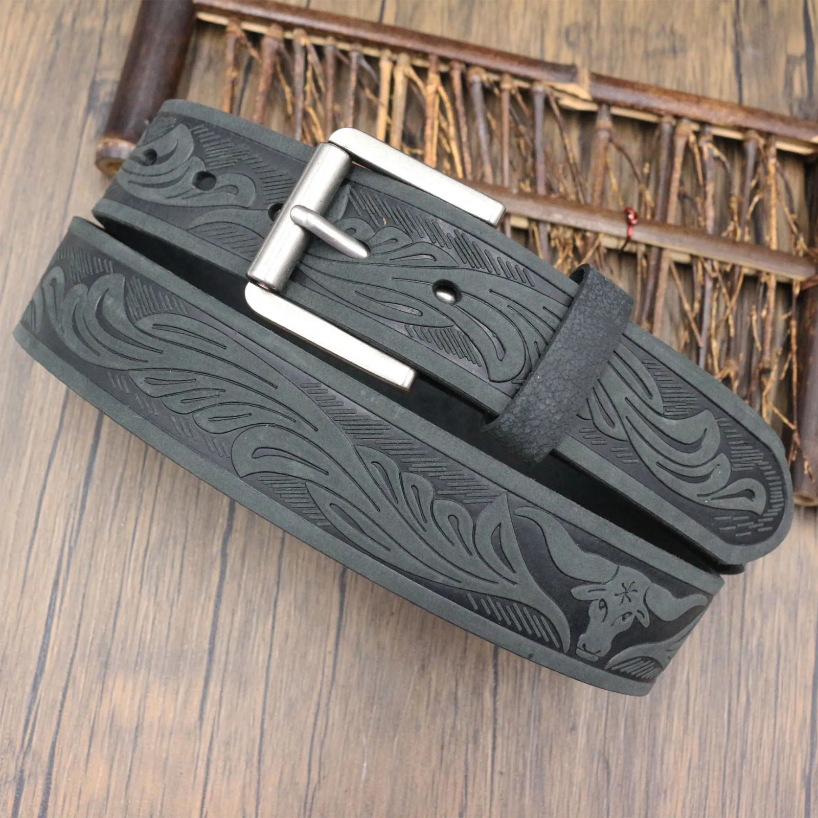 Western Cowboy Men Full Grain Leather Belt Retro Embossed Gun Bullet Pattern Carved Metal Buckle Waist Strap