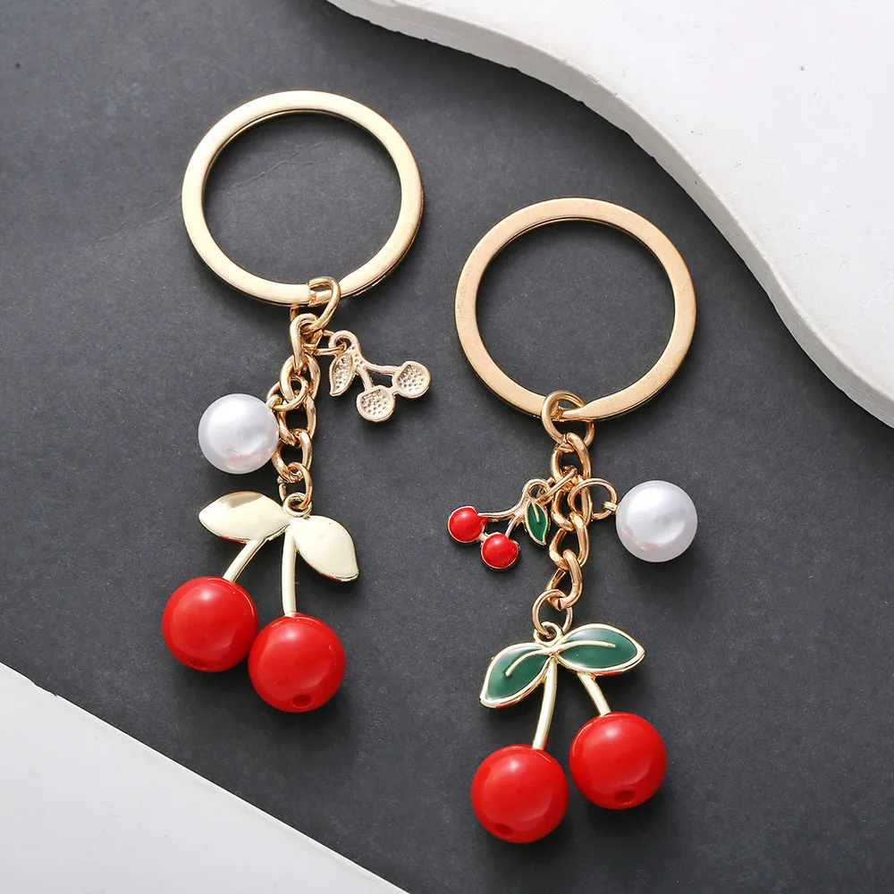 Exquisite Red Cherry Handbag Pendant Keychain Simulation Cherry Design Fashion Car Keychain With Green Leaf Pendant Luxury Gift