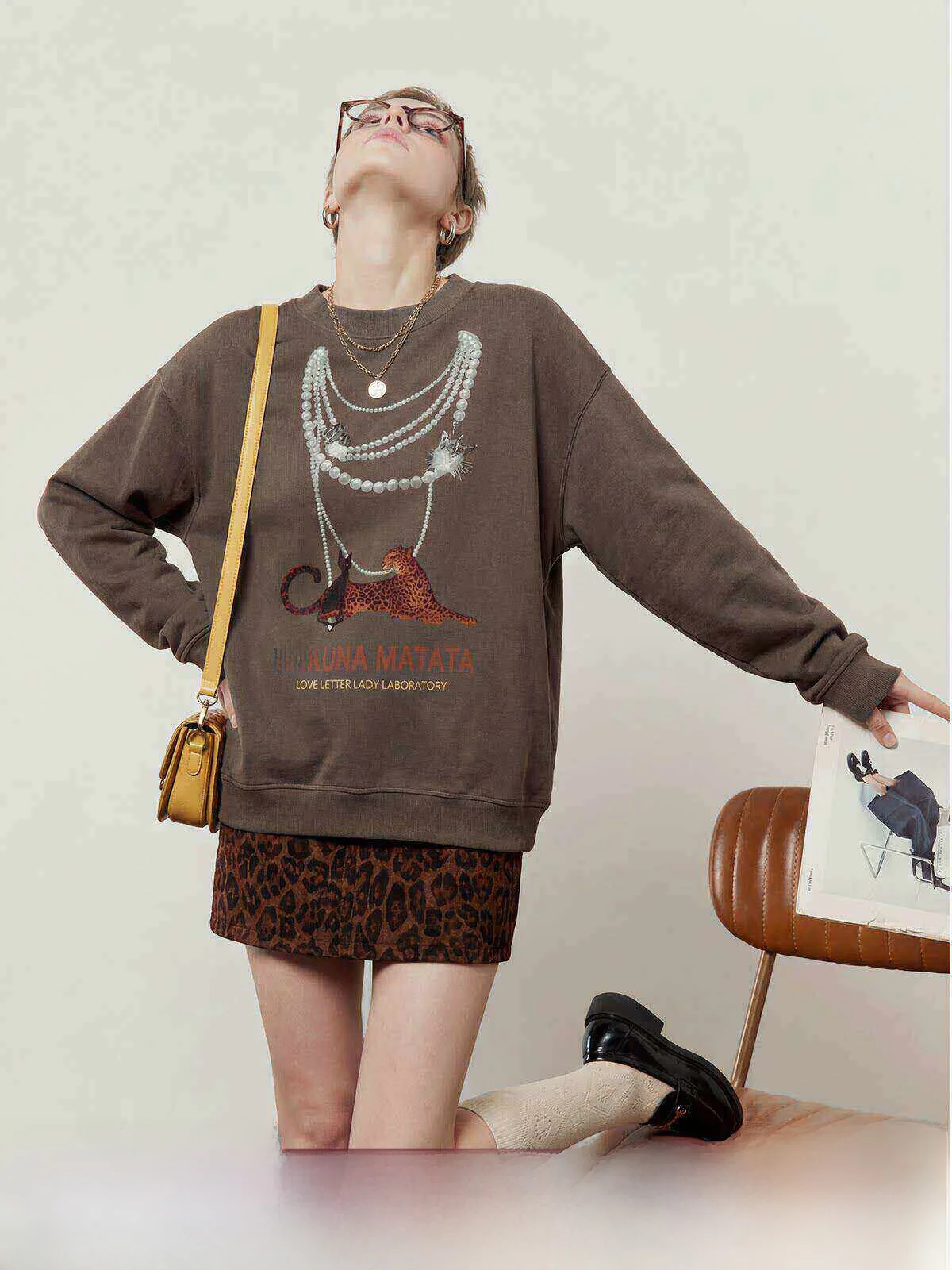 

Fleece Lined Hoodie Women's Casual Style Spring New Arrival Comfortable Warm round Neck Long Sleeve Sweatshirt with Necklace