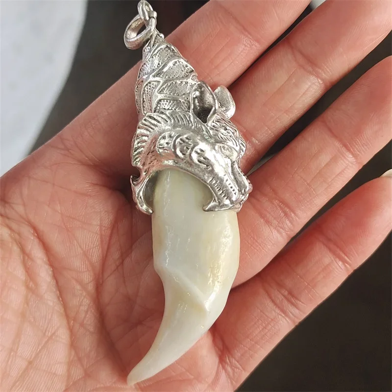 

Hot Selling Natural Hand-carve Jade Inlaid Wolf Tooth Necklace Pendant Fashion Jewelry Accessories Men Women Luck Gifts1