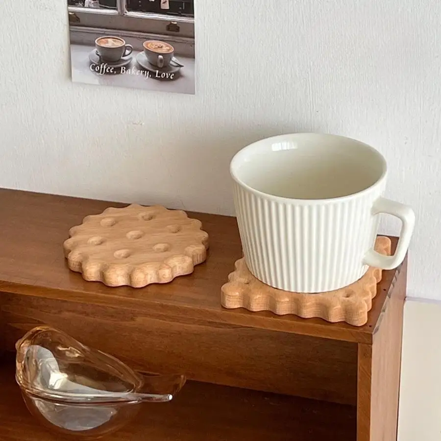 1/5/10/20/50/100pcs Wooden Cookie Shaped Coasters Anti-Skid Insulation Pads for Coffee Tea Drinks Tabletop Protection Home Offic