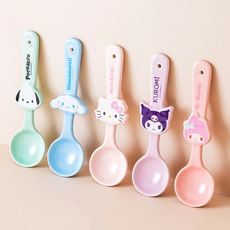 

Sanrio Cute Cartoon Children'S Spoon Hellokitty Melody Kuromi Cinnamoroll Pochacco Ceramic Spoon Children Household Gifts