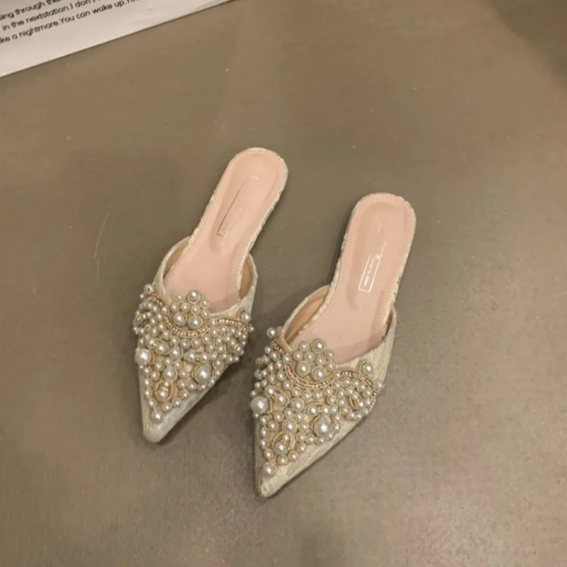 New Spring Pearl Flats Women Wedding Shoes Pointed Toe Female Dress Moccasins Low Pearl Heel Ladies Fashion Luxury Style