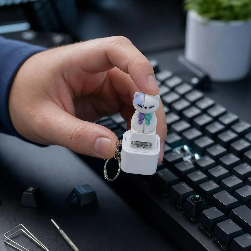 Premium Cute Cat Voice Keys Luminous Electronic Pendant Keyboard Decompression Sound Little Cat Creative Keychain USB Model