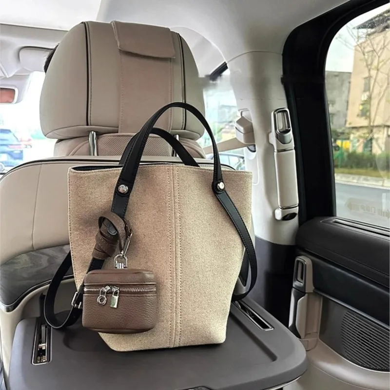

Vintage Beige Bucket Tote Bag Women Fashion Casual Versatile Large Capacity Shoulder Bag Ladies With Charm Pendant Handbag 2025