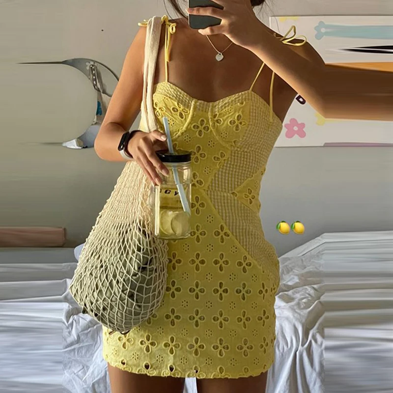 Boho Yellow Floral Hollow Out Mini Dress Chic Women Tie-up Strap Backless Short Dress Y2K Fairy Vintage Patchwork Plaid Bodycon