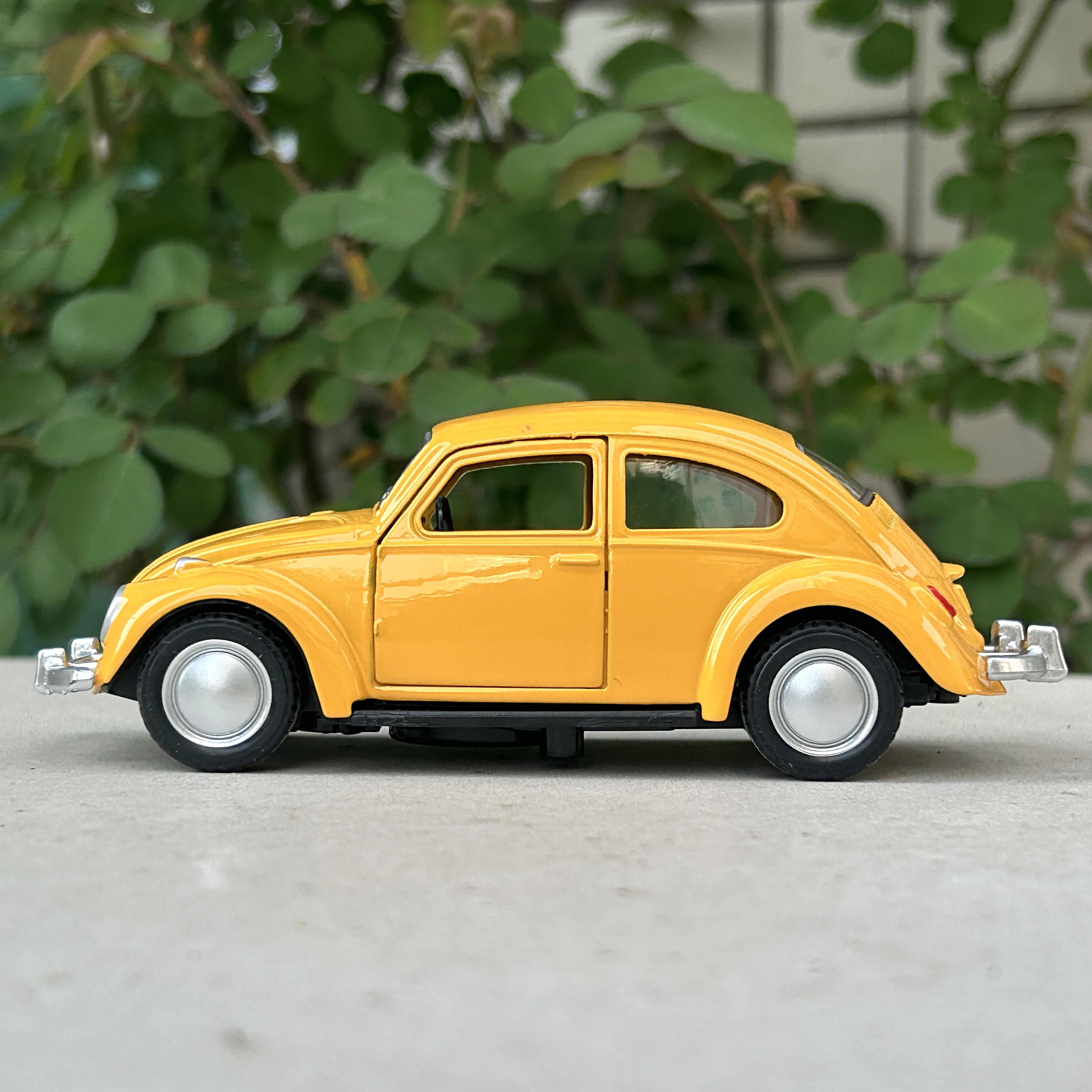 1:36 Alloy Vintage Diecast Car Model BEETLES Classic Pull Back Car Model Miniature Vehicle Replica For Collection Gift