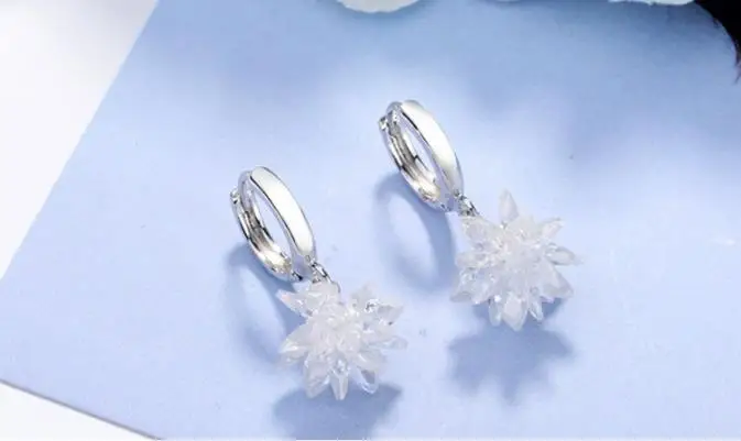 Cute Snow Flower CZ Zircon Crystal Stud Earrings For Women 925 Silver Needle Jewelry High Quality Wedding Party Earring