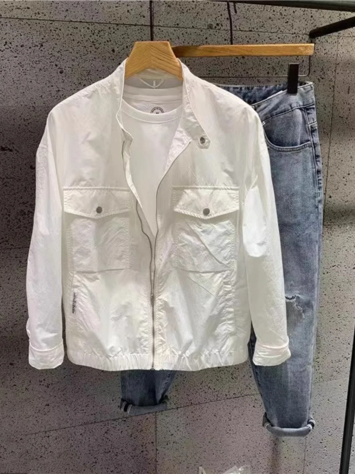 

Мужская летняя куртка Slim Fit с защитой от УФ-излучения, модная рабочая одежда, универсальная, легкая, с воротником-стойкой, длинными рукавами, на молнии