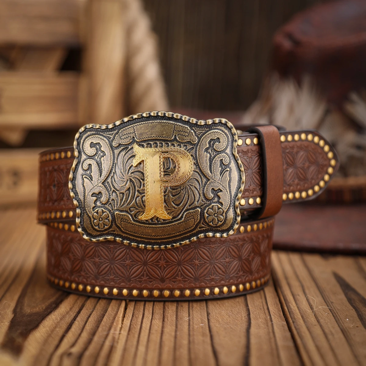 Ein Gürtel aus PU-Leder im Western-Stil für Damen und Herren, ein klassischer und lässiger Retro-Gürtel. – Detail 8