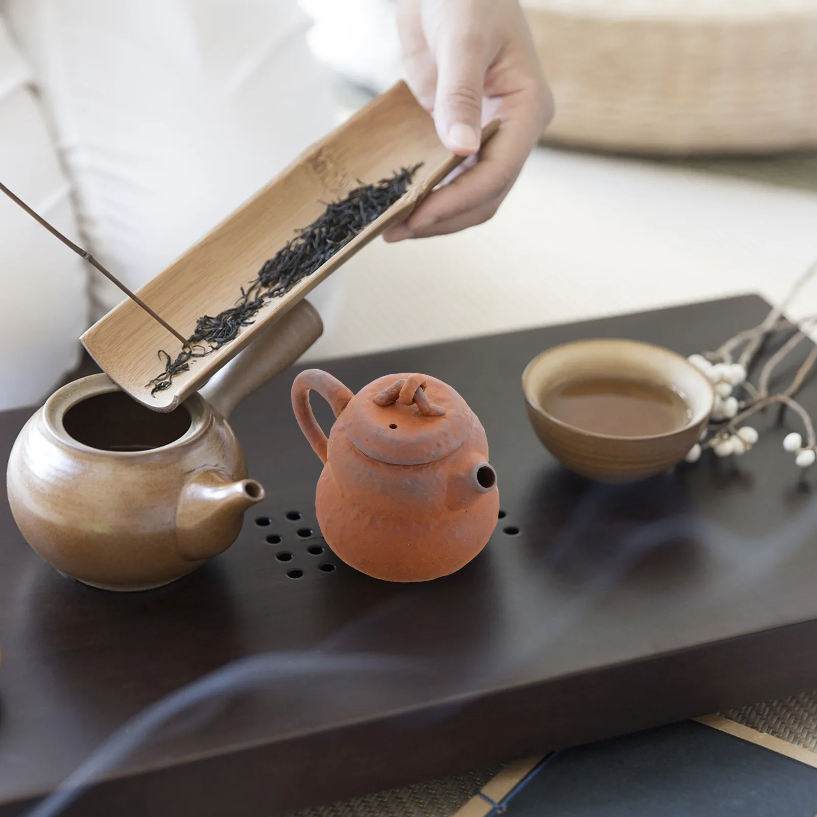 Mini Gourd Shaped Vintage Teapot Handcrafted Ceramic Tea Infuser Pot with Strainer Coarse Texture for Kung Fu Tea Serving and