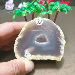 Natural quartz crystal agate into the cave energy stone home decoration