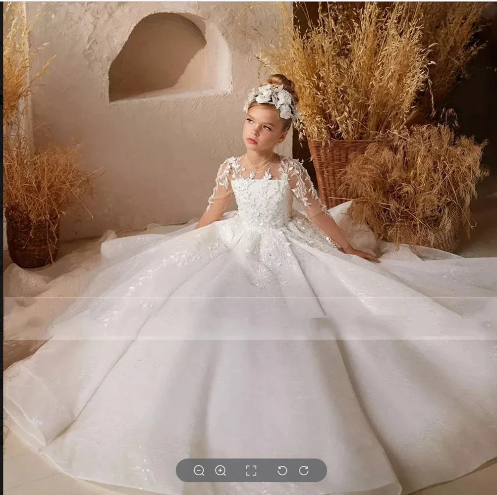 

Flower Girls White Lace Girls Dresses Floor Length First Communion Dress Princess Elegant Banquet Dresses