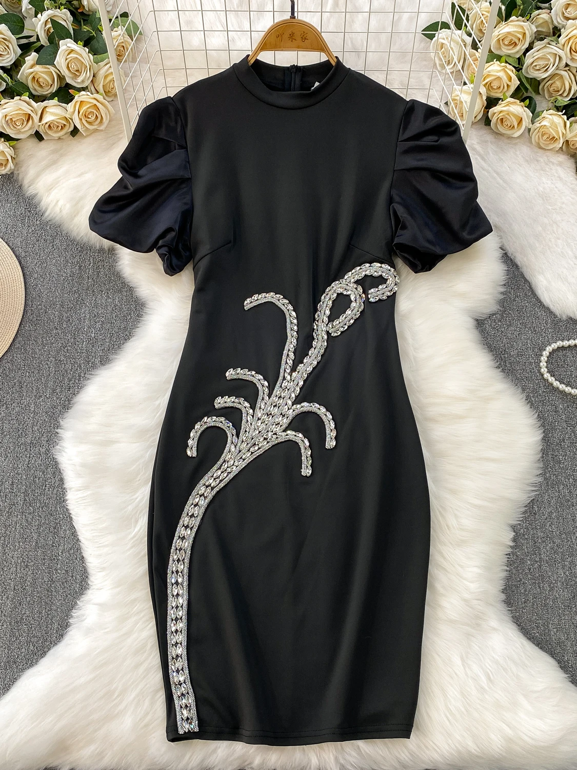 Ele Diamond Embedde… - image