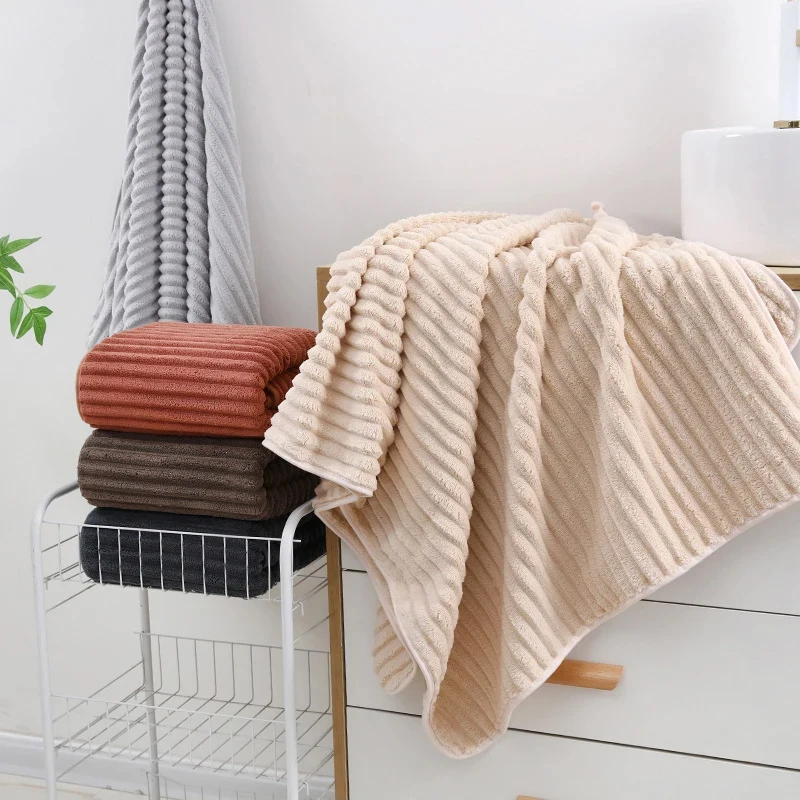 Weiches, verdicktes, gestreiftes Korallenvlies-Gesichtshandtuch, Badezimmerhandtuch, Mikrofaser-Badetuch, wasserabsorbierend und nicht leicht zu schuppen – Detail 1