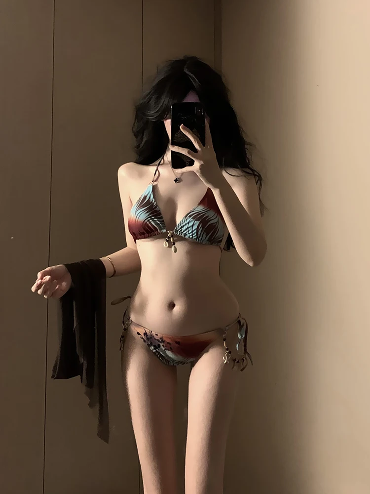 

Sexy Bikini Tee Piece Set for Women Island Vaion Hot Girl Split Design Pure Desire Swimwear with Chest Pad No Steel Support