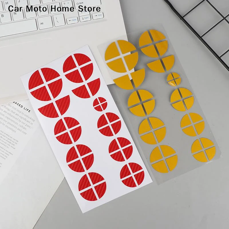 【DM】جديد مناسب لغطاء محور العجلة الأمامية والخلفية أدوات ملصق عجلة القيادة ملحقات السيارات ملصقات ديكور محور العجلة