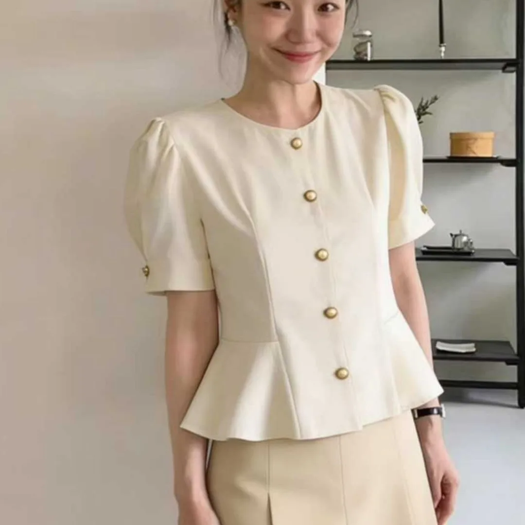 

Chic Summer Slimming Pure Color Metal Buckle round Neck Skirt Design Bubble Short Sleeve Shirt Women's Fashion Korean Style