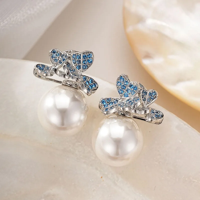 SENYU 18K Gold-Plated Cubic Zirconia Fashion Three-Leaf Clover Petal Earrings Blush Pink Round Imitation Pearl Stud Earrings