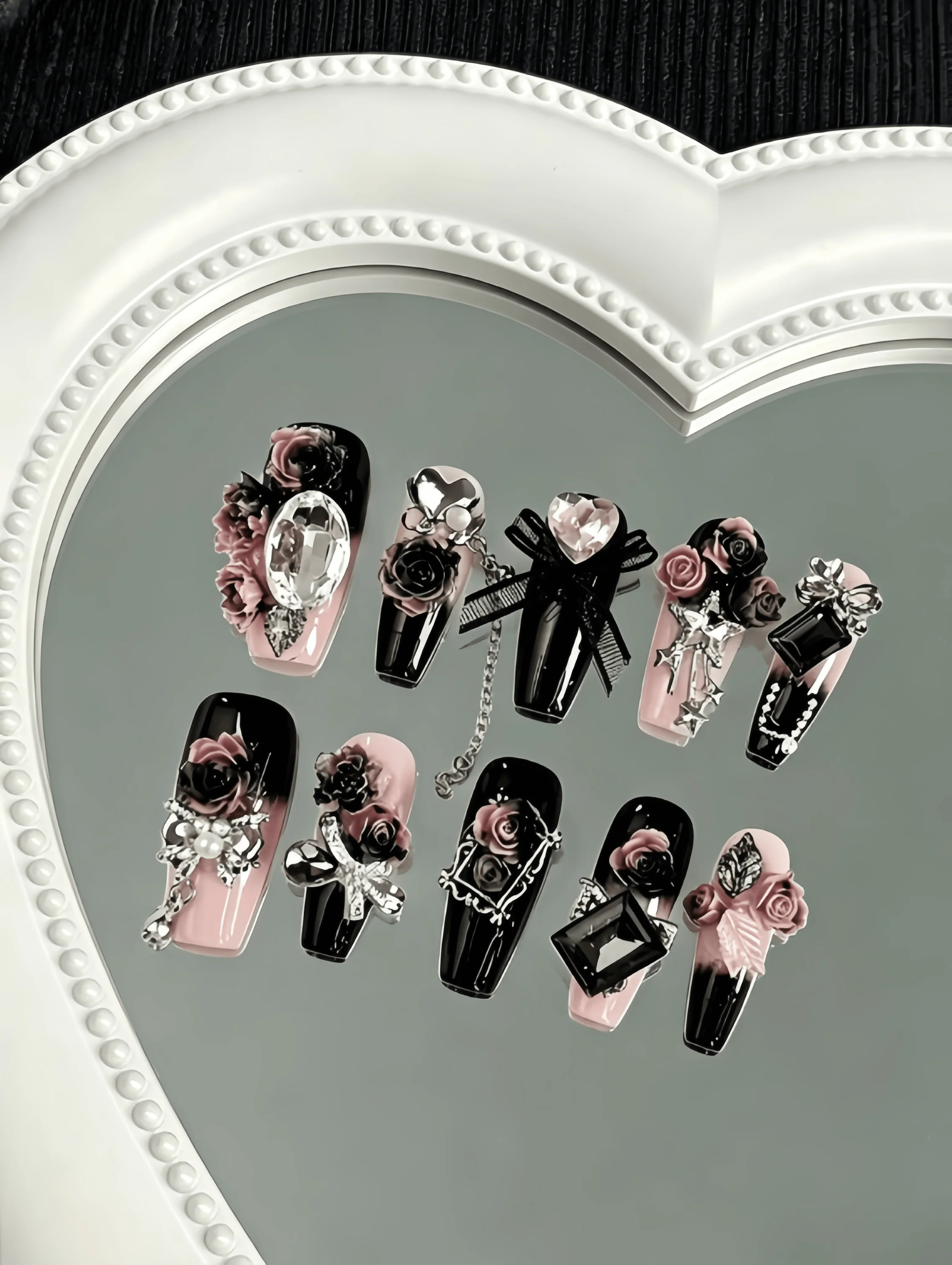 10 Pieces of Handmade Wearable Nail Art, Trapezoidal Full-Cover Nail Tips, Extra Long Length, Black and Pink Gradient, Dark Rose Sweet-Cool Style, Suitable for Women and Girls, Perfect for Comic Conventions, Birthday Parties, and as a Gift, Comes with 1 Piece of Jelly Glue and 1 Nail File