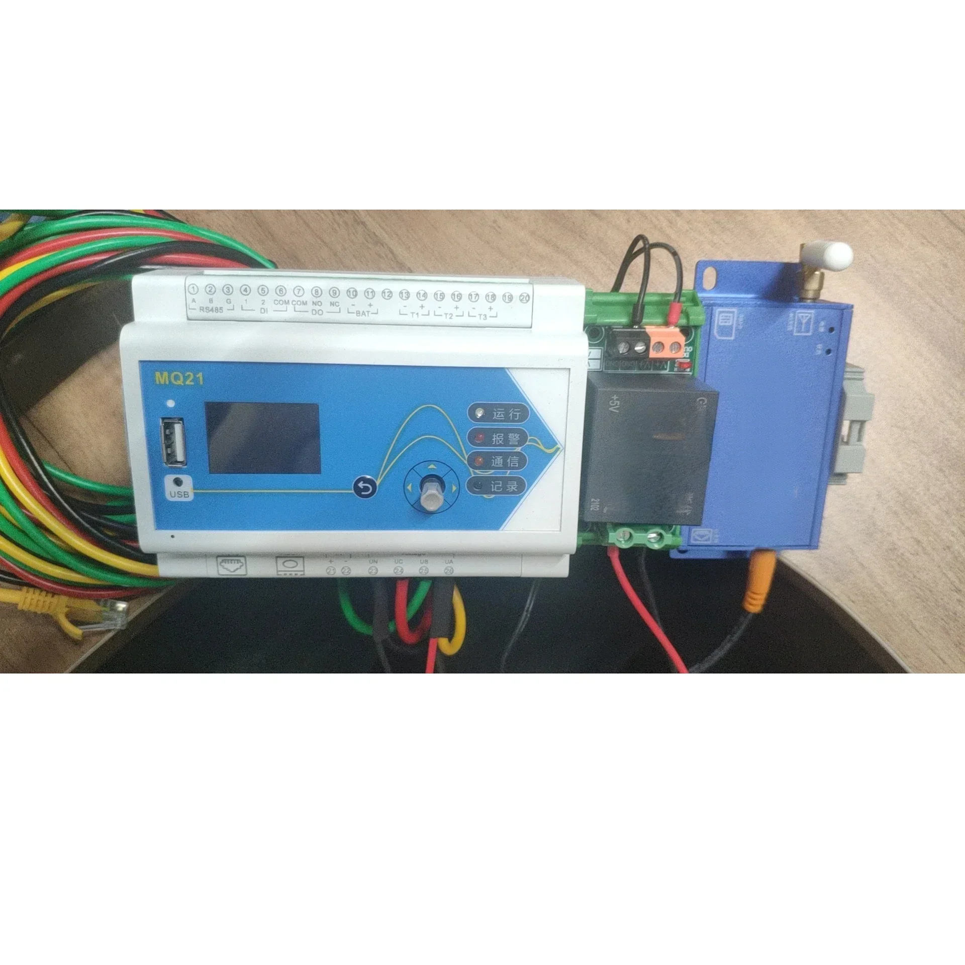 عداد كهربائي نظام توليد PV متصل بالشبكة الشمسية 4G عداد كهربائي ذكي مبيعات ساخنة
