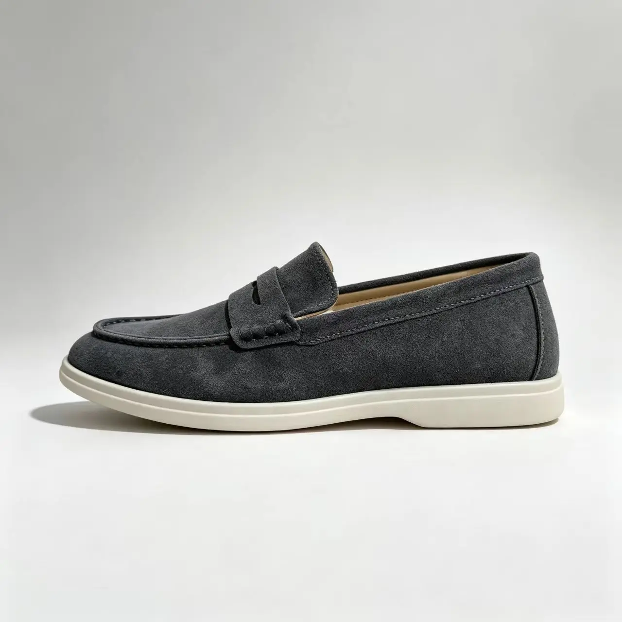 New Fashion Men's Suede Leather Casual Shoes New Arrival Loafers Handmade Moccasins Slip-On Driving Shoes Male Business Footwear