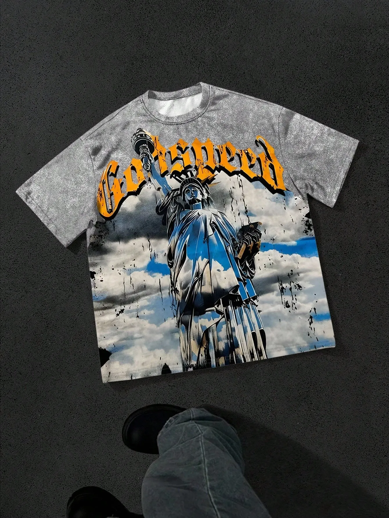 يتميز القميص الرجالي الجديد لصيف 2025 بطباعة نمط الملاك ثلاثي الأبعاد ناعمة وجيدة التهوية #2