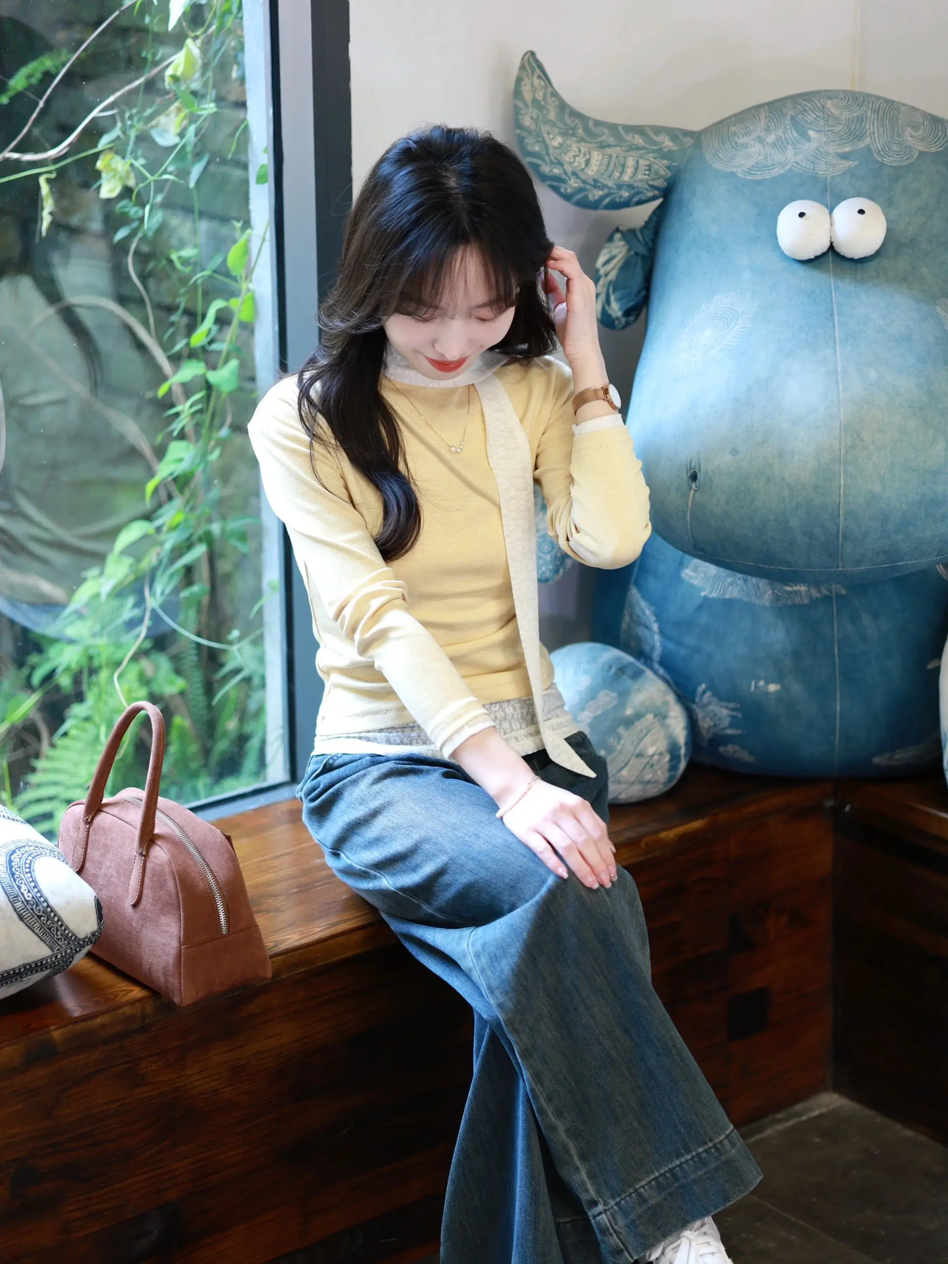 T-shirt coreana Sle Long Sve da donna Slim Fit Base irt Abbigliamento interno oulder Baring Top Pendolarismo Sle Colore puro Primavera A...