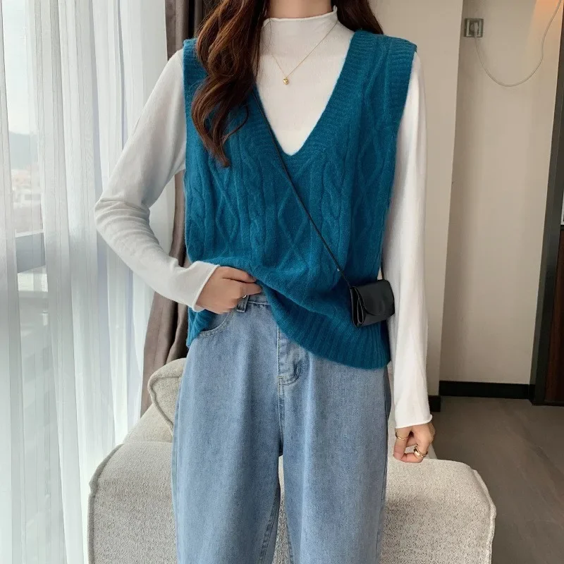 

Vest Pure Color Twist Woolen Jacket Versatile Outerwear Fashion Spring Autumn Women's V-neck Sleeveless Short Knitted