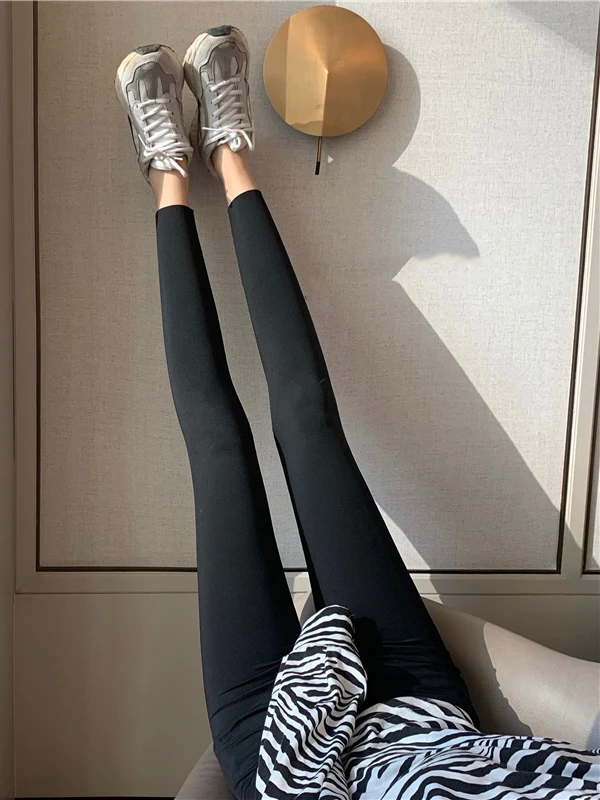 Pantaloni da yoga elastici in pelle arca Pantaloni da ginnastica slim fit da donna Bla Sl Pantaloni a sette nove punti Primavera Autunno