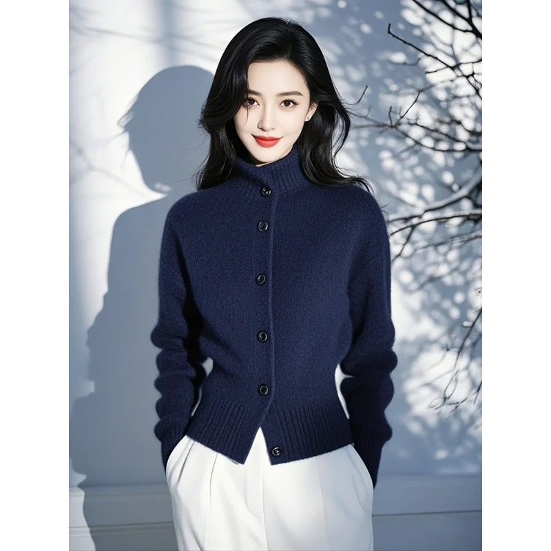 Korean Temperament and Atmosphere Outfit Sweater Jacket in Late Autumn Early Winter in Autumnhigh-end Knitted Cardigan for Women