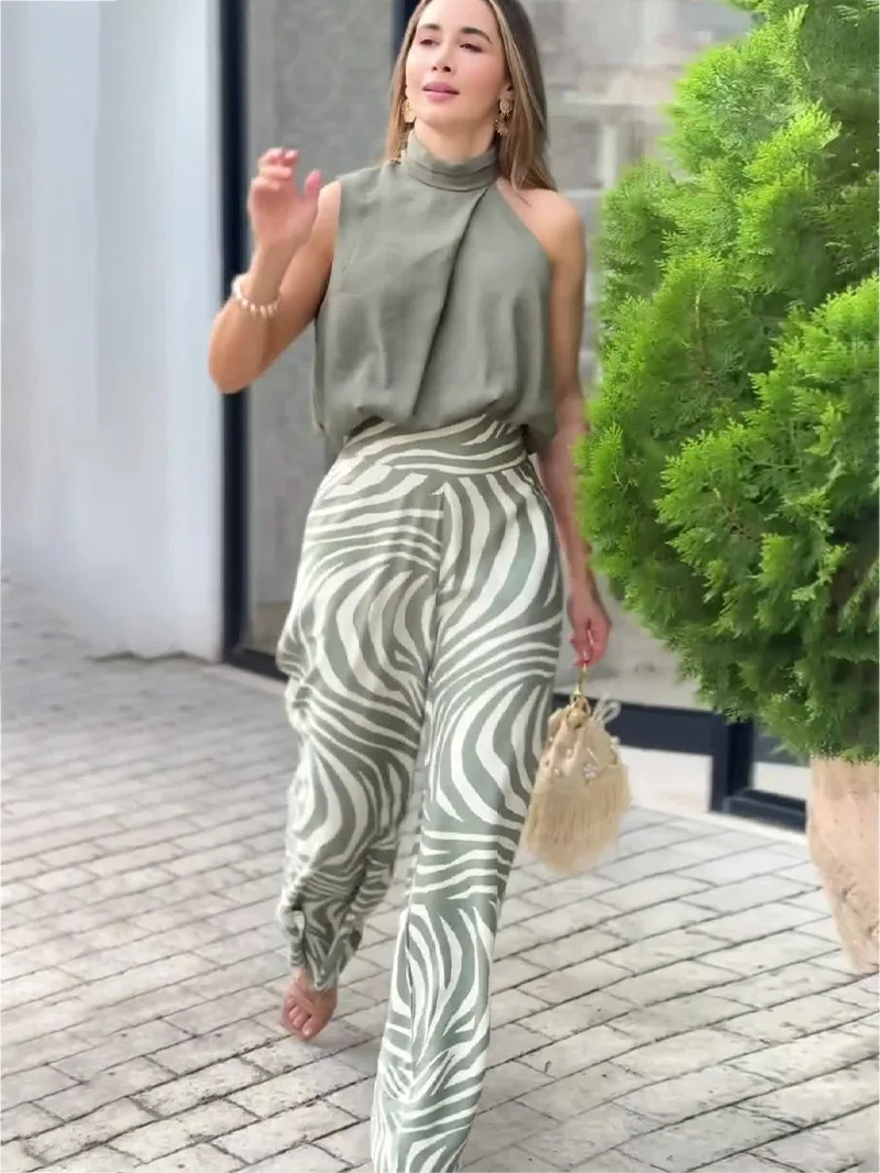 2024 Women\'s casual suit fashion sleeveless halter top zebra-print wide-leg pants two-piece set