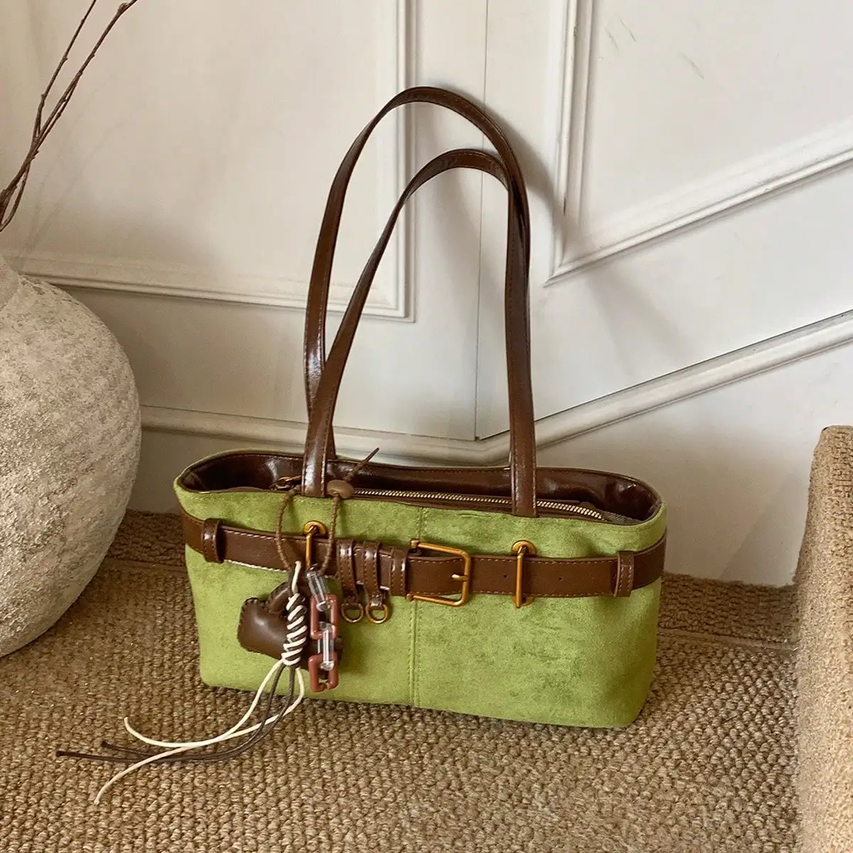 

1pc Low Tea Solid Color Suede Fabric Shoulder Bag, Women's Retro Fashion Square Bag With Top Double Handles, Zipper