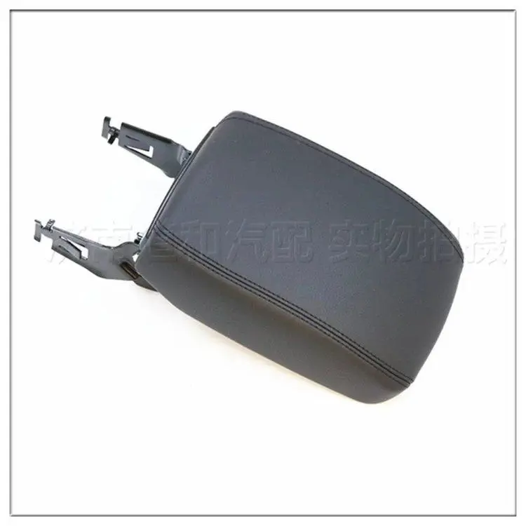 

Compatible with Great Wall Wingle 6 & Wingle 5 (2017+ New Model) - Center Console Armrest Cover / Storage Box Lid (Sliding-Type