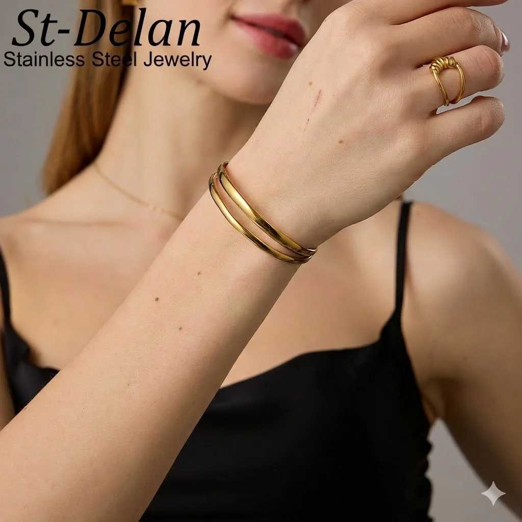St-Delan Women's 18K Gold-Plated Stainless Steel Bangle — Non-Fading, Open-Cuff Design — High-Aesthetic, Niche-Style Jewelry