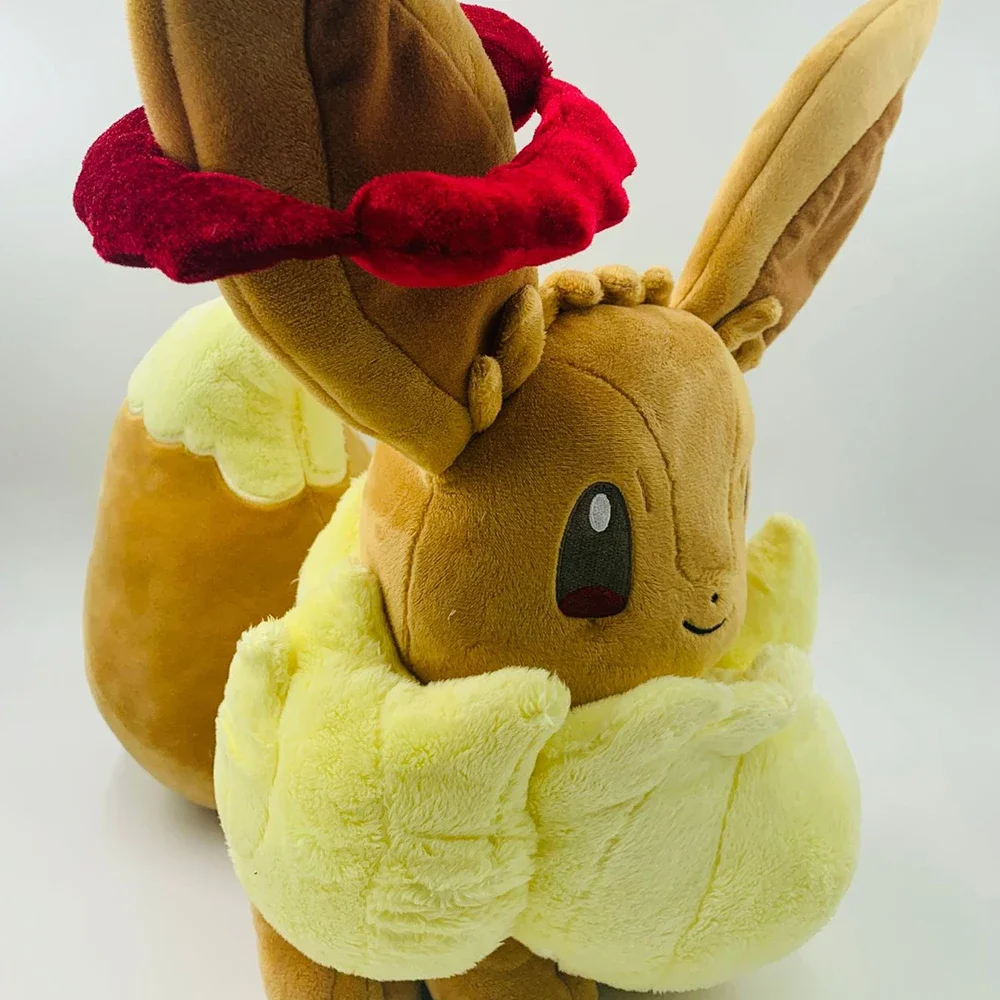 35CM Dynamax Eevee pluszowe zabawki miecz i tarcza Pokemon Pikachu Eevee wypchana lalka Kawaii wystrój pokoju wykwintny świąteczny prezent dla dzieci