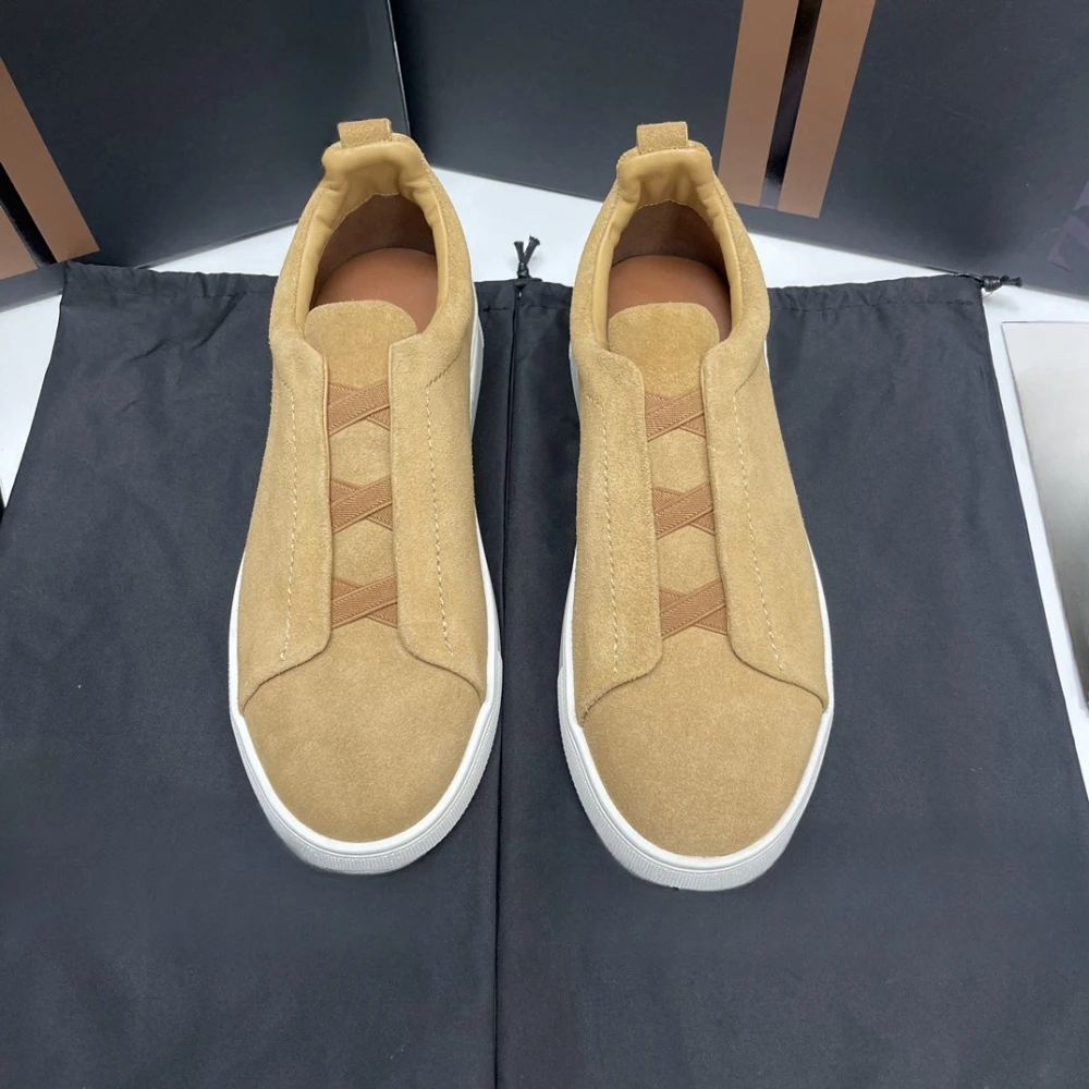 2024 other classic autumn new sport shoes casial man leather comfortable and comfortable for a lazy foot man low shoes