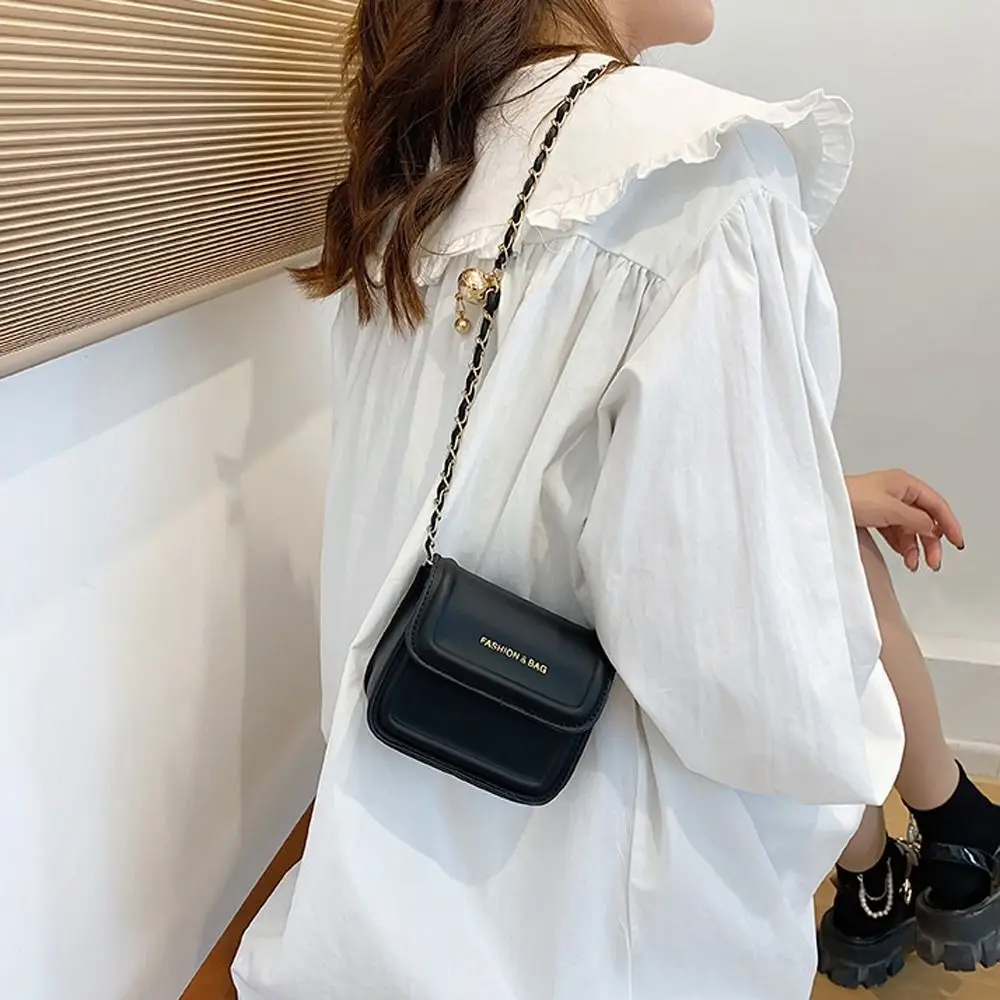 

Letter Small Saddle Shoulder Bag Mini Chain PU Leather Flap Messenger Bag Coin Purse Solid Color Mini Crossbody Bag Shopping