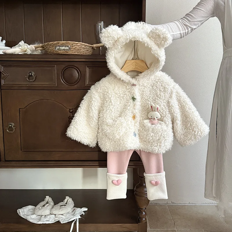 

2025 Autumn and Winter Baby Girl Set Thickened and Warm New Two-piece Set