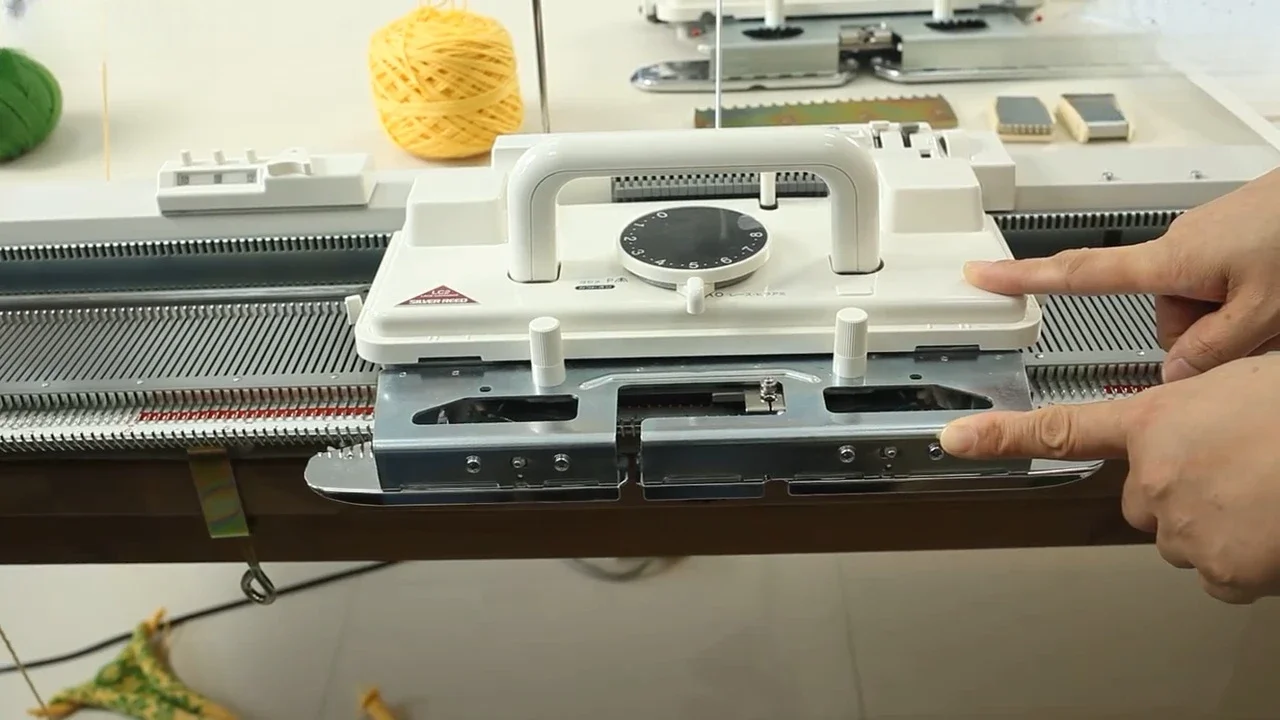 

Аксессуары для вязальных машин Кружевная каретка для Silver Reed LC-2 Аксессуары для вязальных машин