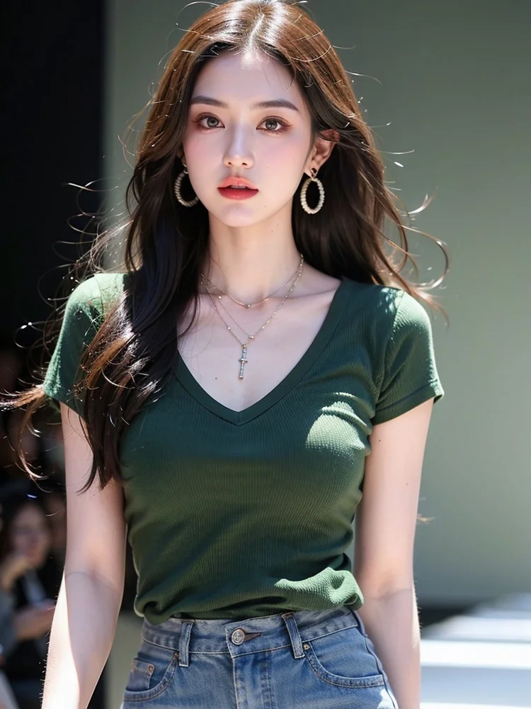 Camiseta de verano de manga corta con cuello en V ajustada de color liso para mujer, nueva moda con cuello en V que expone la clavícula