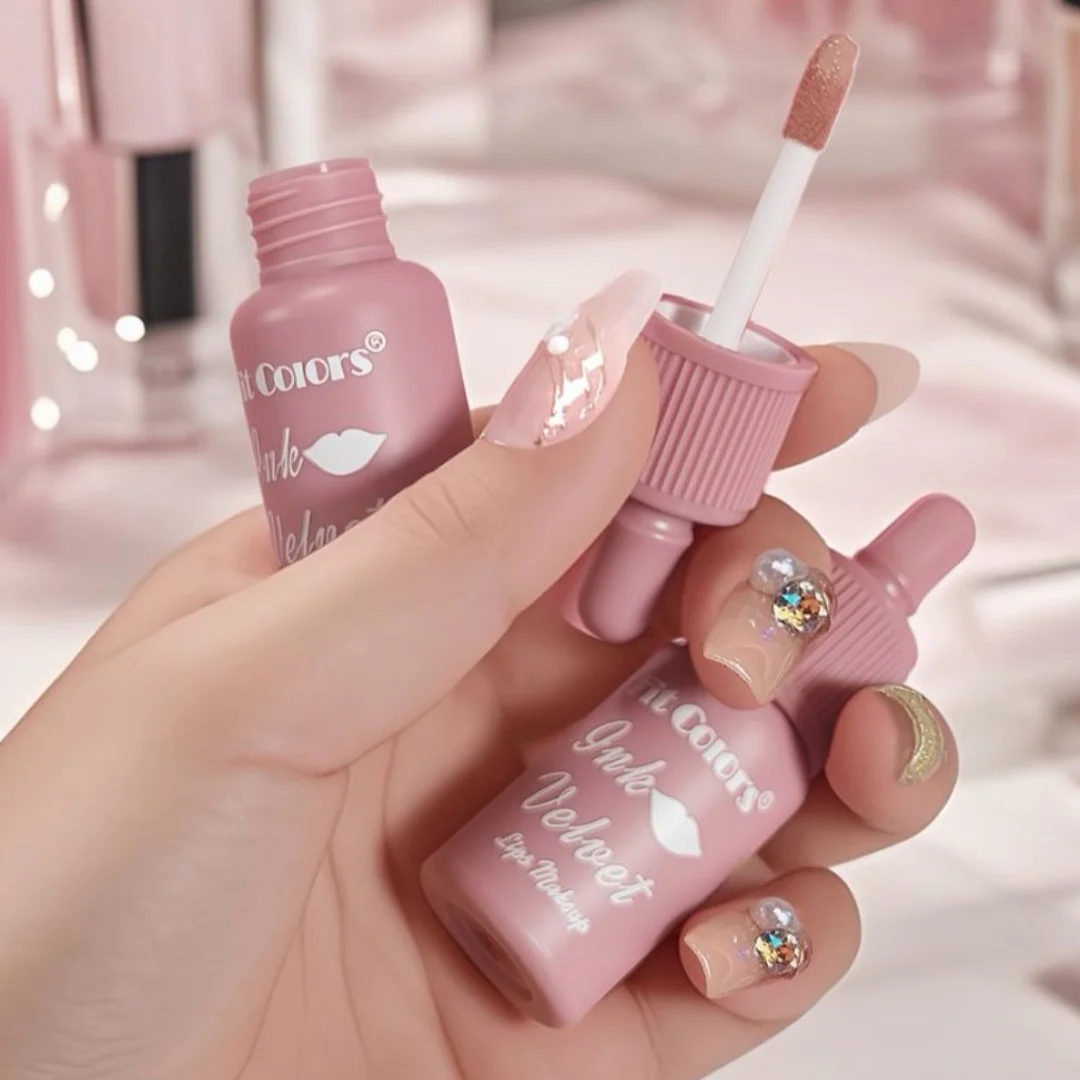 ノンスティックカップマターベルベットリップマッドリップグロス防水高発色リキッドリップスティックセクシーストロングラスティングクイックドライリップグレイズ