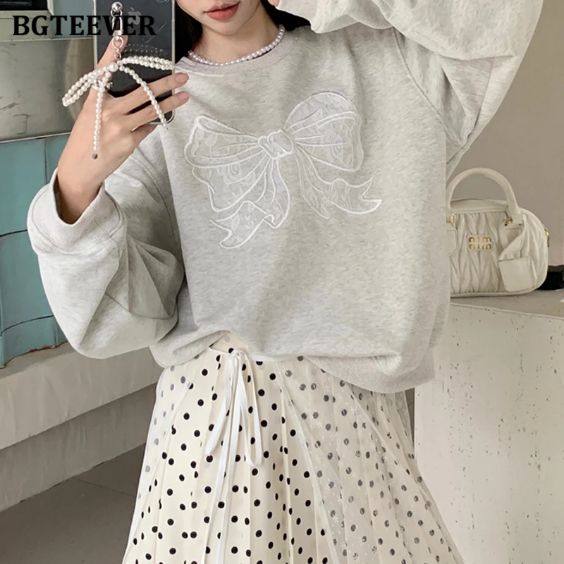 BGTEEVER Stylish Thicken Velvet Ladies Bow Sweatshirts Long Sleeve O-neck Casual Warm Loose Autumn Winter Female Pullovers Tops