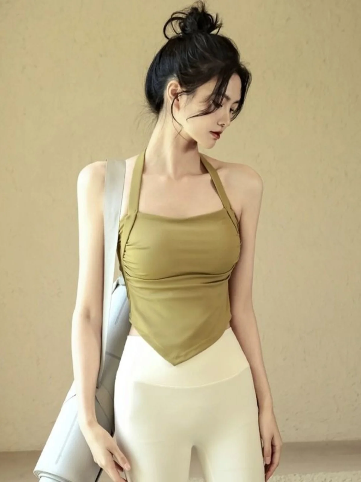 

Faionable Yoga Vest Ne Hanging Fitn Clothing Women's Tight Fit Breathable Sweat ng Running Gym Sport Top